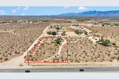 5335 Palmdale Road, Phelan, CA 92371 - Photo 1