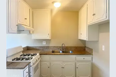 888 N Palm Avenue #3, Upland, CA 91786 - Photo 1