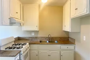 888 N Palm Ave, Upland, CA 91786 - Photo 1