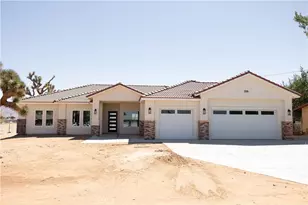 12409 Pawnee Rd, Apple Valley, CA 92308 - Photo 1