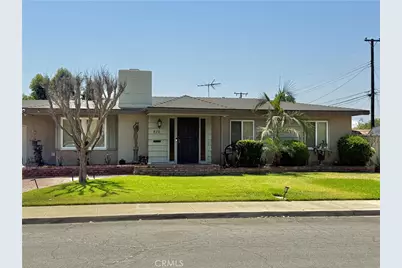 870 Somerset Avenue, Pomona, CA 91767 - Photo 1