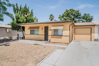 2196 W Oakland Avenue, Hemet, CA 92545 - Photo 1