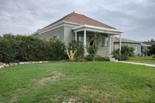 1034 N McKeever Ave, Azusa, CA 91702 - Photo 1