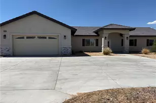 12432 Kiowa Rd, Apple Valley, CA 92308 - Photo 1
