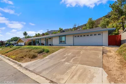 15165 Kingsway Drive, Lake Elsinore, CA 92530 - Photo 1