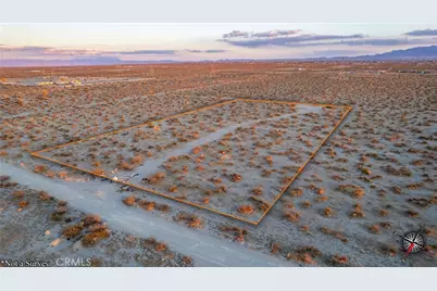 2 Sandstone Rd, Phelan, CA 92371 - Photo 1