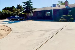 11516 Oakwood Ave, Hesperia, CA 92345 - Photo 1