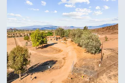 28750 Warren Rd, Hemet, CA 92545 - Photo 1