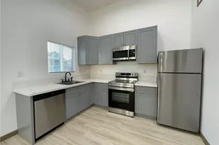 751 Baylor Ave, Claremont, CA 91711 - Photo 1