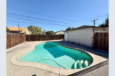 538 N Virginia Avenue, Azusa, CA 91702 - Photo 1