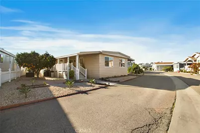 39 Pine Via Avenue, Anaheim, CA 92801 - Photo 1