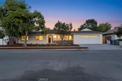 5676 N Callisch Ave, Fresno, CA 93710 - Photo 1