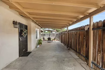 1035 Laurel Avenue, Pomona, CA 91768 - Photo 1