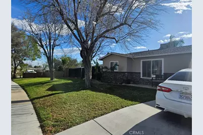 19263 Easton, Rialto, CA 92376 - Photo 1