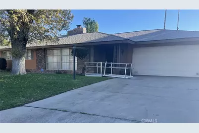 323 E Holly Street, Rialto, CA 92376 - Photo 1