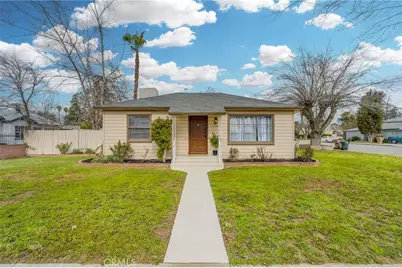 330 Lincoln, Bakersfield, CA 93305 - Photo 1