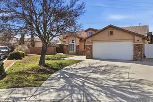 8910 Glenwood, Hesperia, CA 92344 - Photo 1