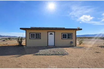 84951 Eddie Albert, 29 Palms MCB, CA 92277 - Photo 1