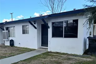 981 W Kimball Ave, Hemet, CA 92543 - Photo 1