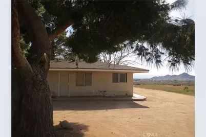 16928 Central Road #4, Apple Valley, CA 92307 - Photo 1