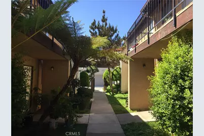 901 N Dalton Avenue #D, Azusa, CA 91702 - Photo 1
