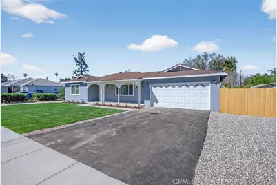 231 N Palm Avenue, Hemet, CA 92543 - Photo 1