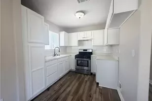 215 N Spruce Ave, Rialto, CA 92376 - Photo 1