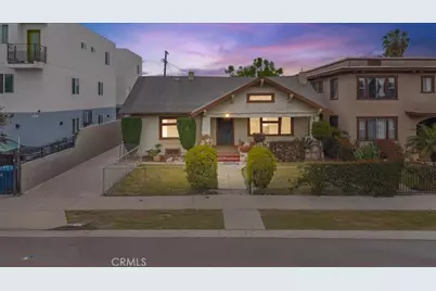 872 W 47th Street, Los Angeles, CA 90037 - Photo 1