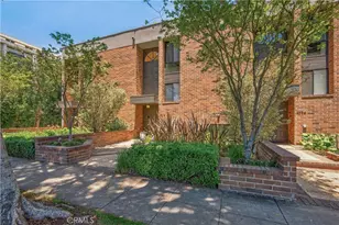 9321 Burton Wy, Beverly Hills, CA 90210 - Photo 1