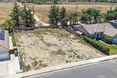 32257 Perigord, Winchester, CA 92596 - Photo 1