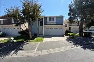 11439 Fox Hollow Ln, Pacoima, CA 91331 - Photo 1