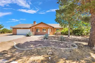 10778 Cedar, Oak Hills, CA 92344 - Photo 1
