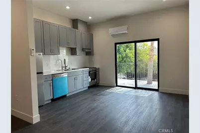 1702 S Hoover #202, Los Angeles, CA 90006 - Photo 1