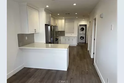 1168 W 38th #1170 1/2, Los Angeles, CA 90037 - Photo 1