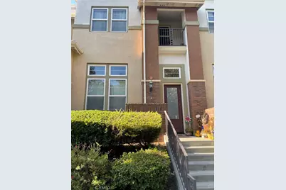 607 W 1st Street, Claremont, CA 91711 - Photo 1