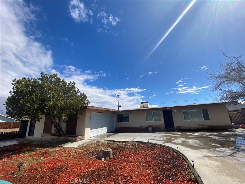 9340 Jacaranda Ave, California City, CA 93505 MLS DW22074188