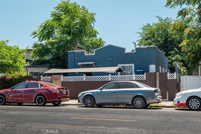 216 E 54th Street, Los Angeles, CA 90011 - Photo 1