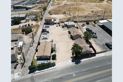 16675 Mojave, Victorville, CA 92395 - Photo 1