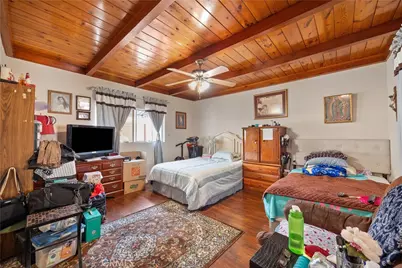 13925 Harvest Avenue, Norwalk, CA 90650 - Photo 17