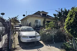 430 W 58th St, Los Angeles, CA 90037 - Photo 1