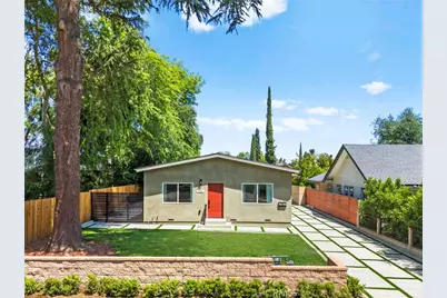 160 S Altadena Drive, Pasadena, CA 91107 - Photo 1