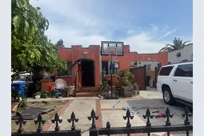 320 W 83rd Street, Los Angeles, CA 90003 - Photo 1