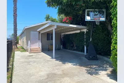 10815 Gorman Avenue, Los Angeles, CA 90059 - Photo 1