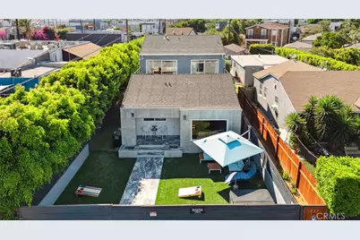 835 Sunset Avenue, Venice, CA 90291 - Photo 1