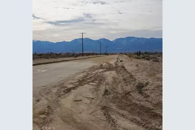 124 E Avenue Q, Palmdale, CA 93591 - Photo 1