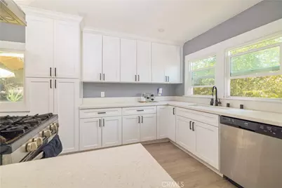 328 Vista Place, Los Angeles, CA 90042 - Photo 1