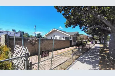 1518 W 19 Street, Long Beach, CA 90810 - Photo 1