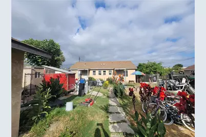 12907 S Willowbrook Avenue, Compton, CA 90222 - Photo 1