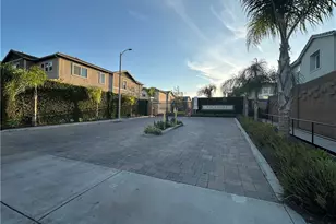 16 Manzanita Ln, Compton, CA 90221 - Photo 1