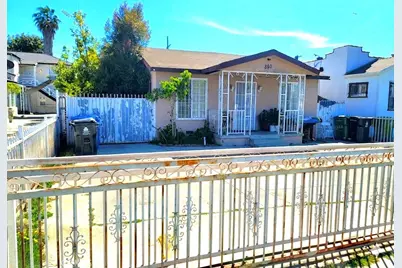 860 W 73rd St., Los Angeles, CA 90044 - Photo 1